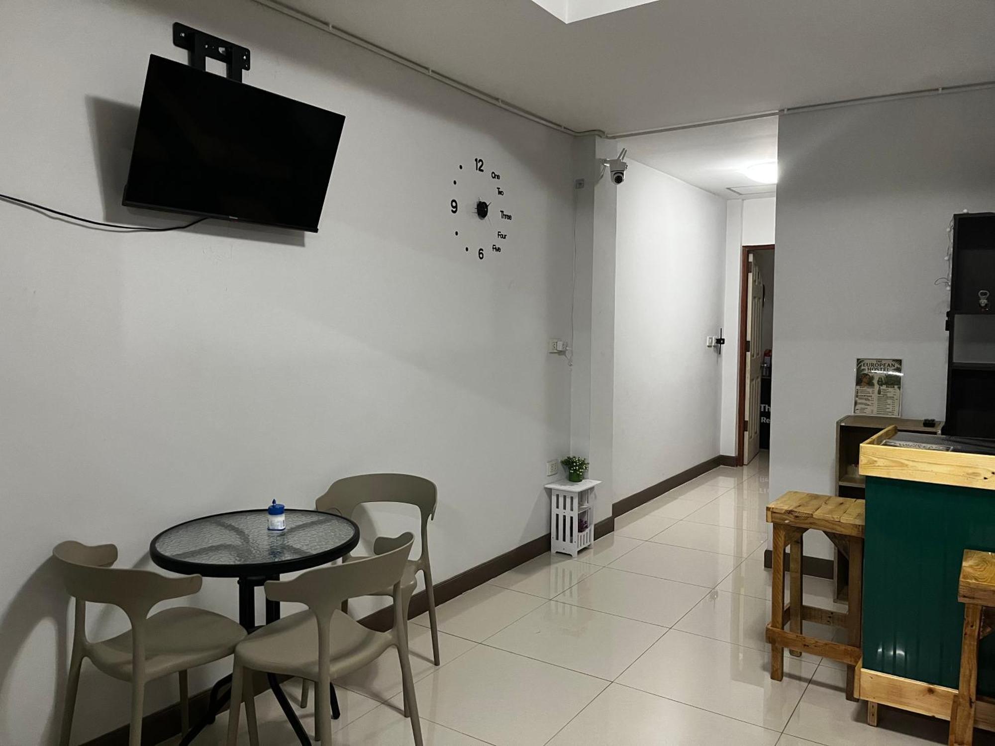 The European House Pattaya B&B 외부 사진